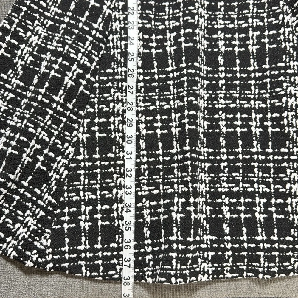 DKNY Black &‎ White Tweed Fit & Flare Knit Dress V-Neck Short Sleeve 10 Cocktail
